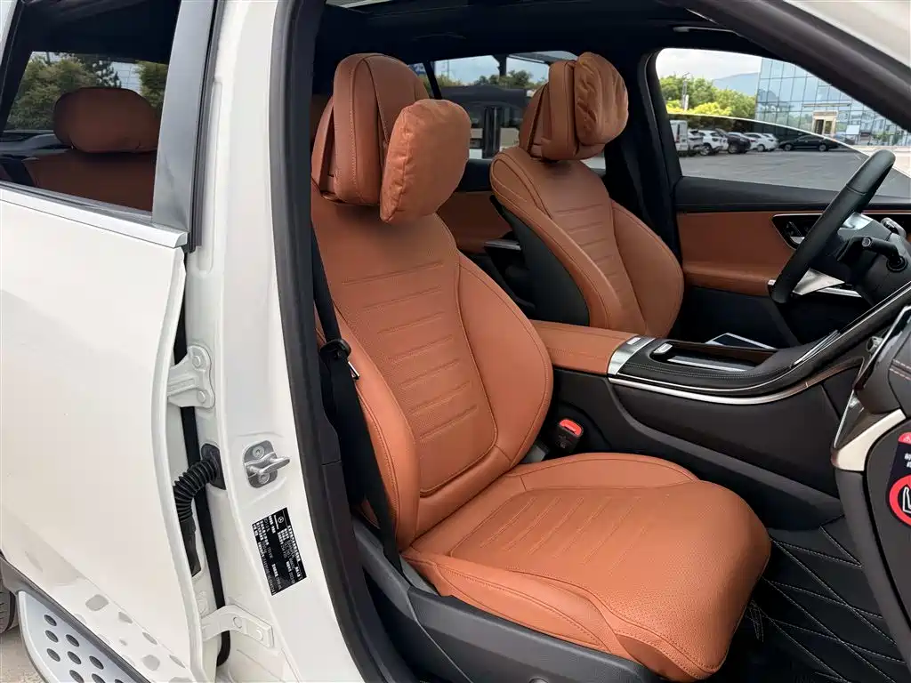 Mercedes-Benz GLC 2023 Facelift GLC 260 L 4MATIC Sport 5-Seater фото 10