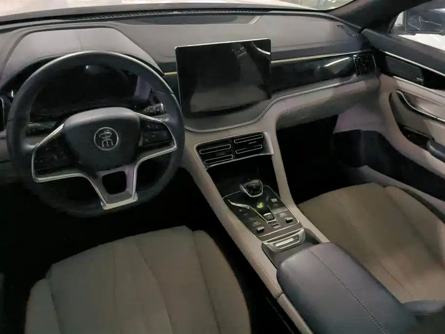BYD Song PLUS PHEV 2021 DM-i 51KM Honor фото 12