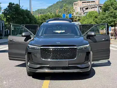 Li Auto ONE