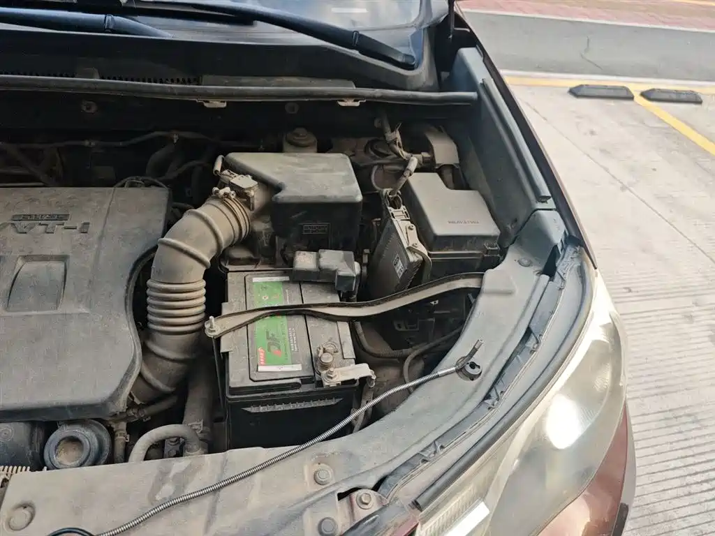 Toyota RAV4 Rongfang 2015 2.0L CVT 2WD Trend Edition фото 22