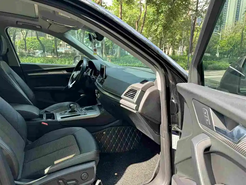 Audi Q5L 2018 45 TFSI Exclusive Fashion (China V) фото 8