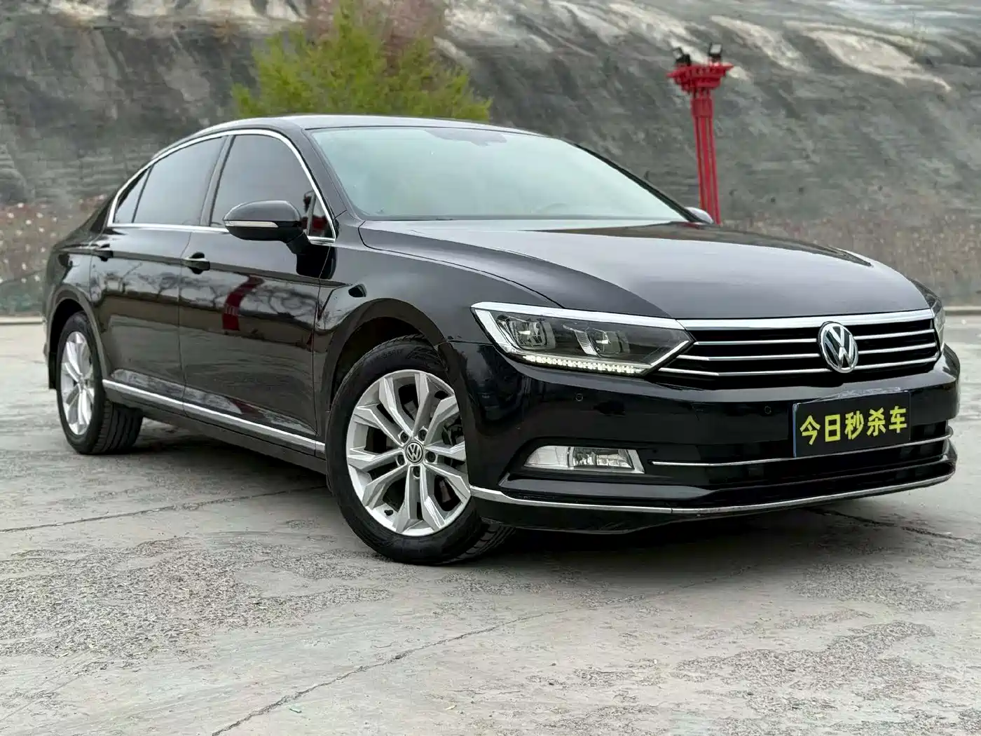 Volkswagen Magotan 2019 330TSI DSG Luxury Class China VI фото 3