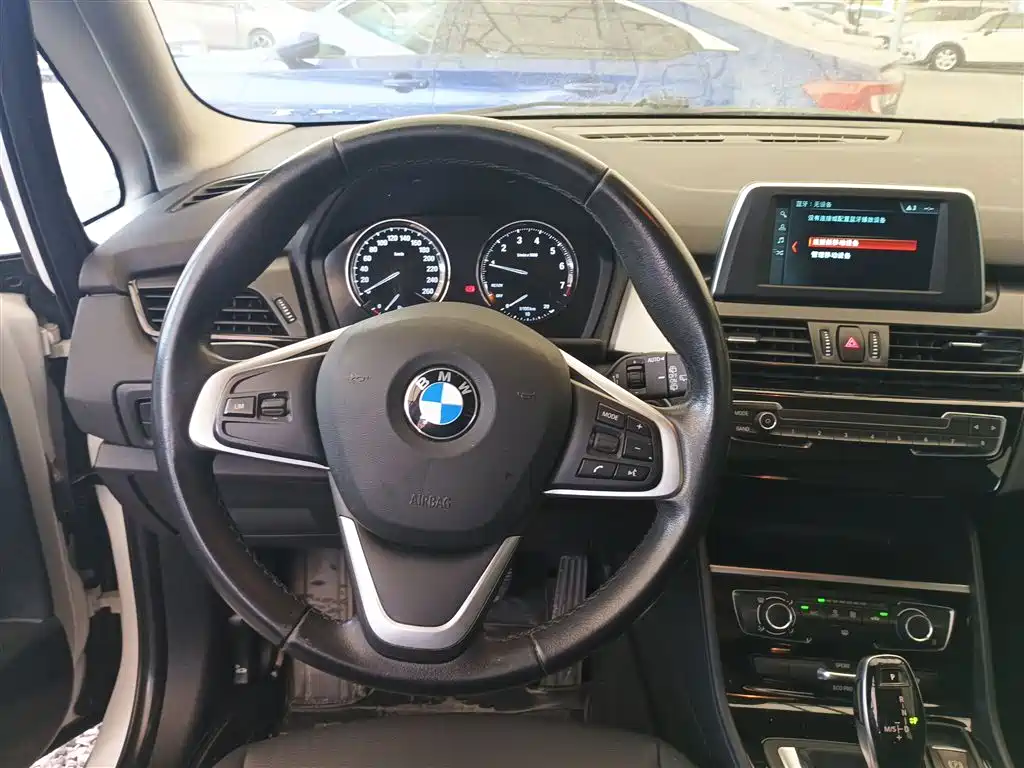 BMW 2 Series Gran Tourer 2019 220i Leading фото 7