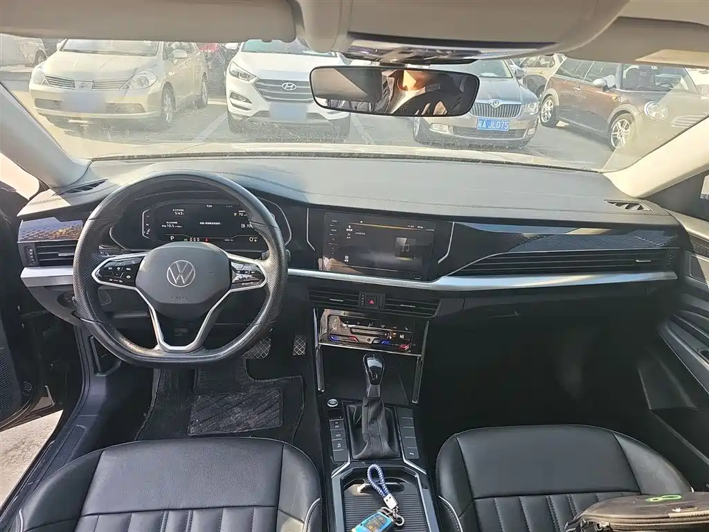 Volkswagen Passat 2023 Facelift 330TSI Elite Edition фото 10