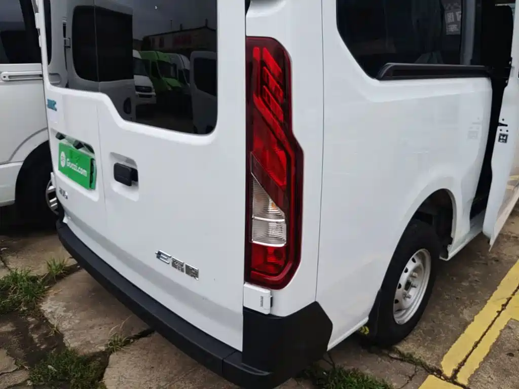 Jiangling E-Fushun 2026 2025 Clear Window Version 41.86kWh Short Wheelbase Low Roof