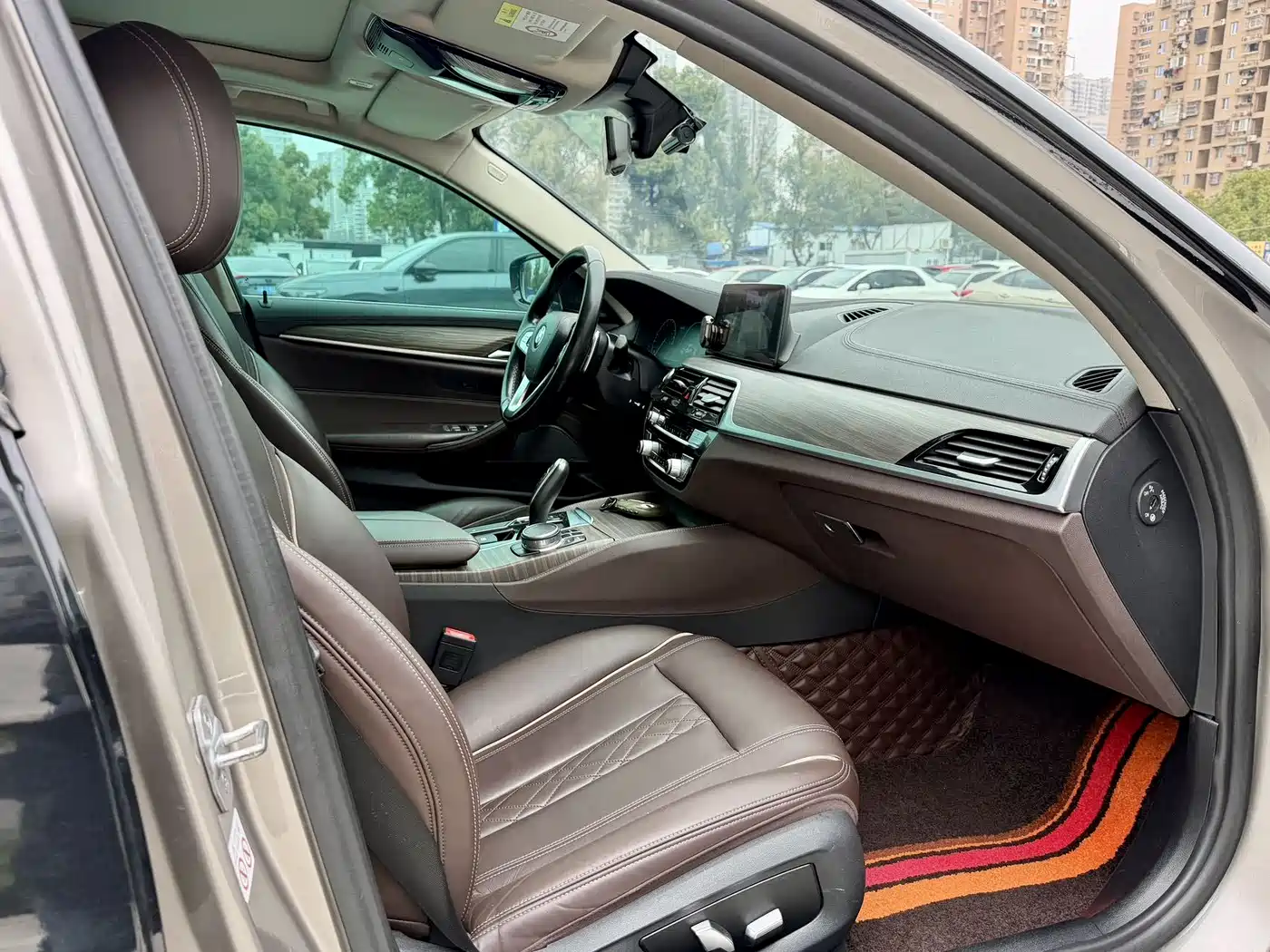 BMW 5 Series 2019 530Li Leading Luxury Package фото 13