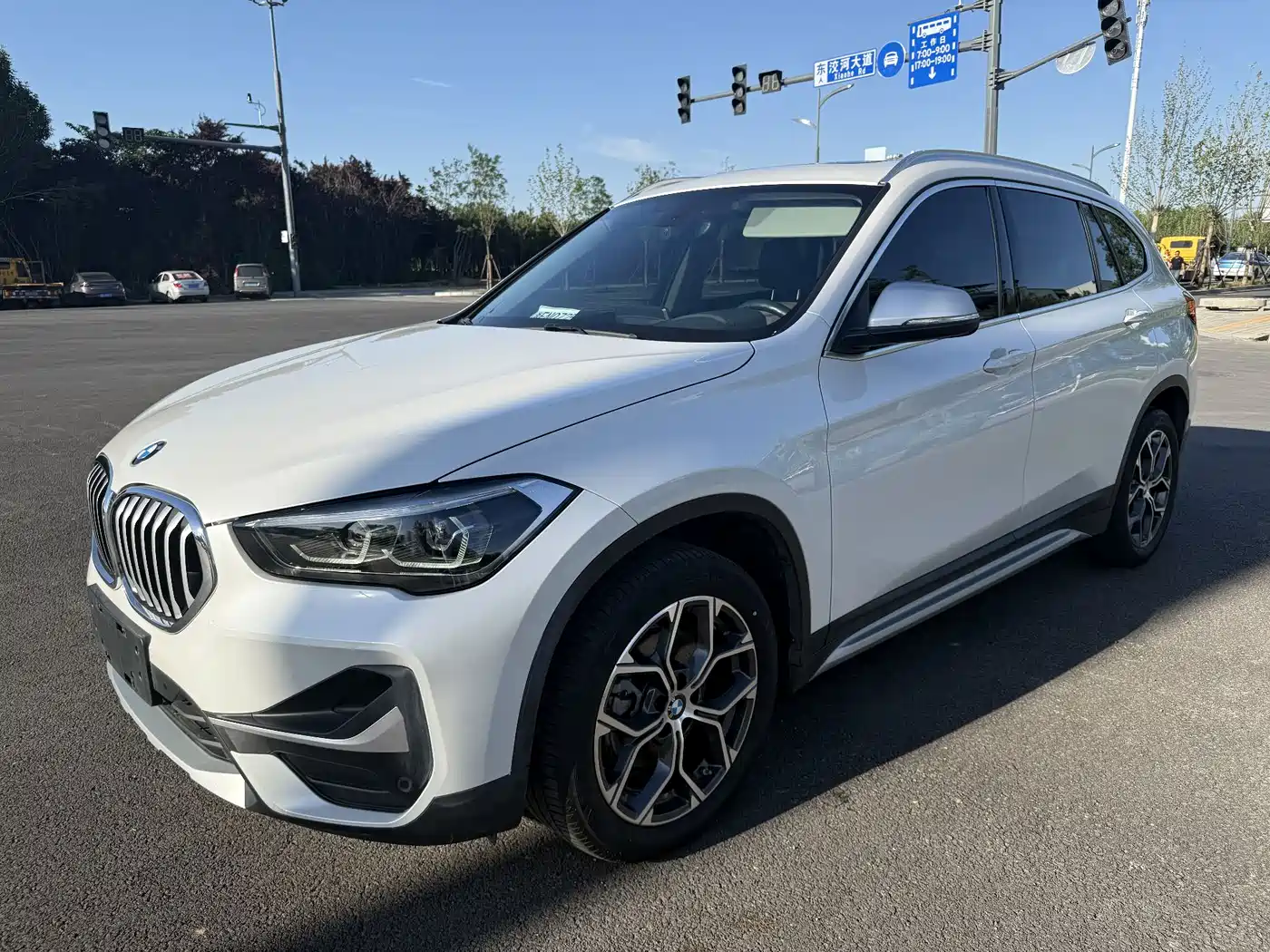 BMW X1 2022 sDrive20Li Premium фото 3