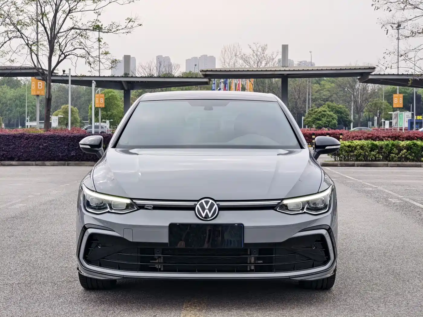 Volkswagen Golf 2023 280TSI DSG R-Line Lite фото 2