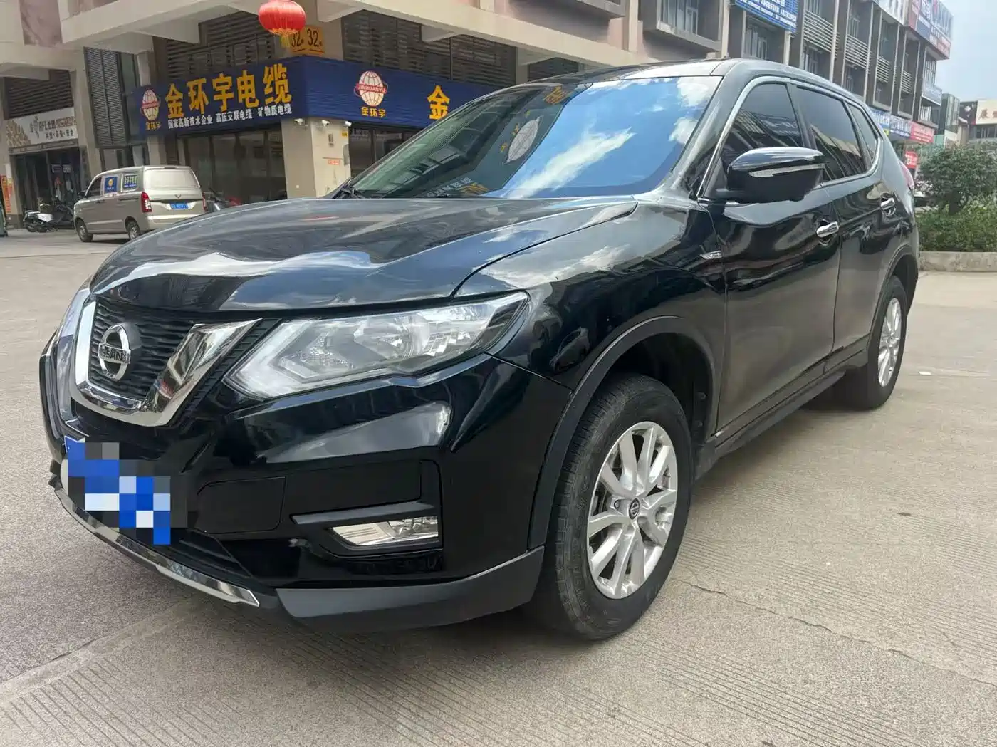 NISSAN QIJUN