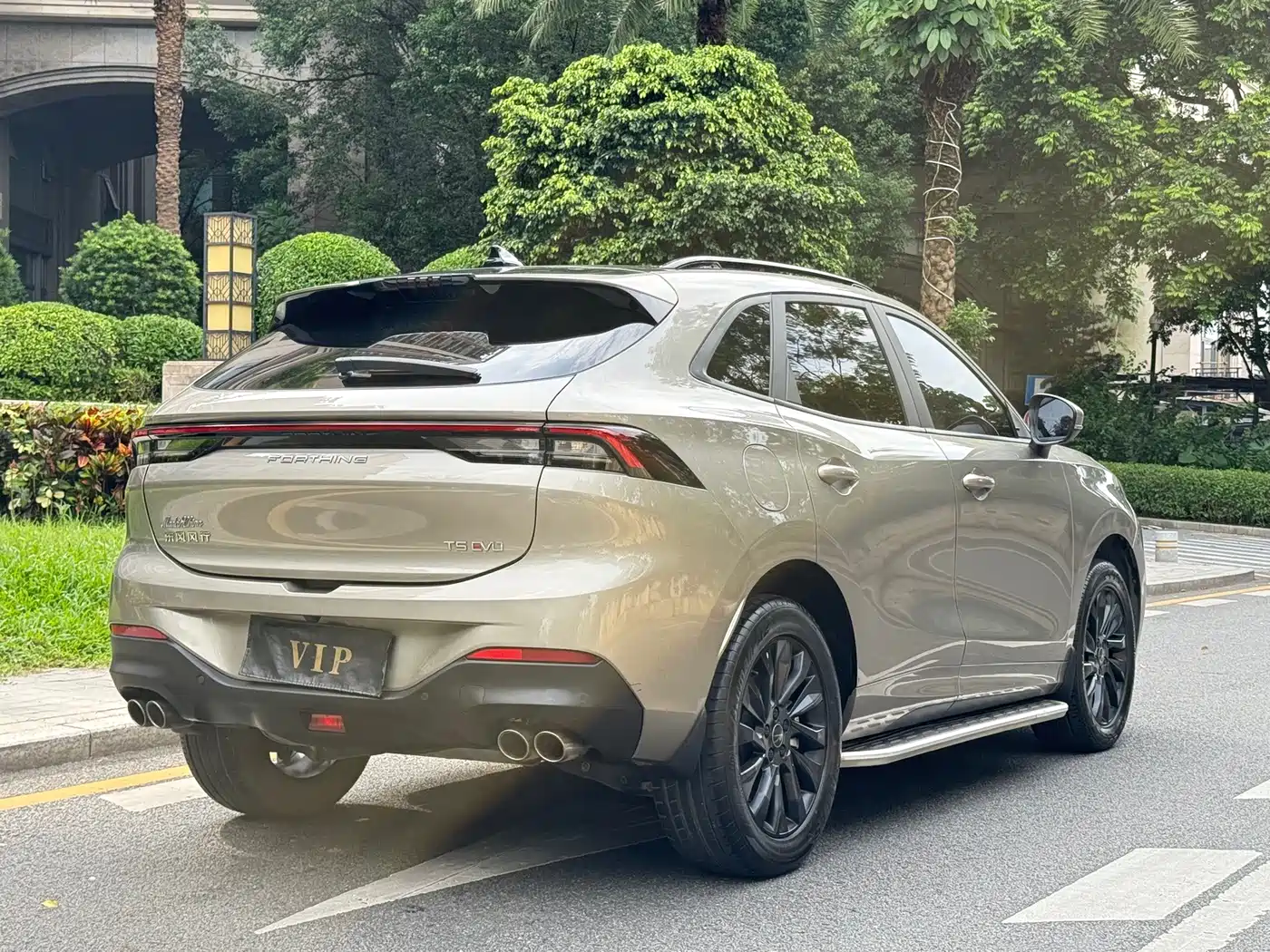 Dongfeng Fengxing Fengxing T5 EVO 2021 2021 1.5TD DCT Platinum Edition