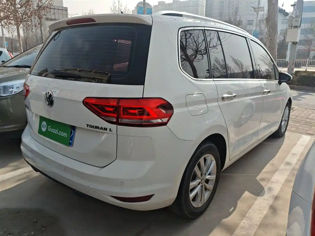 Volkswagen Touran 2016 Touran L 280TSI DSG Comfortline фото 7