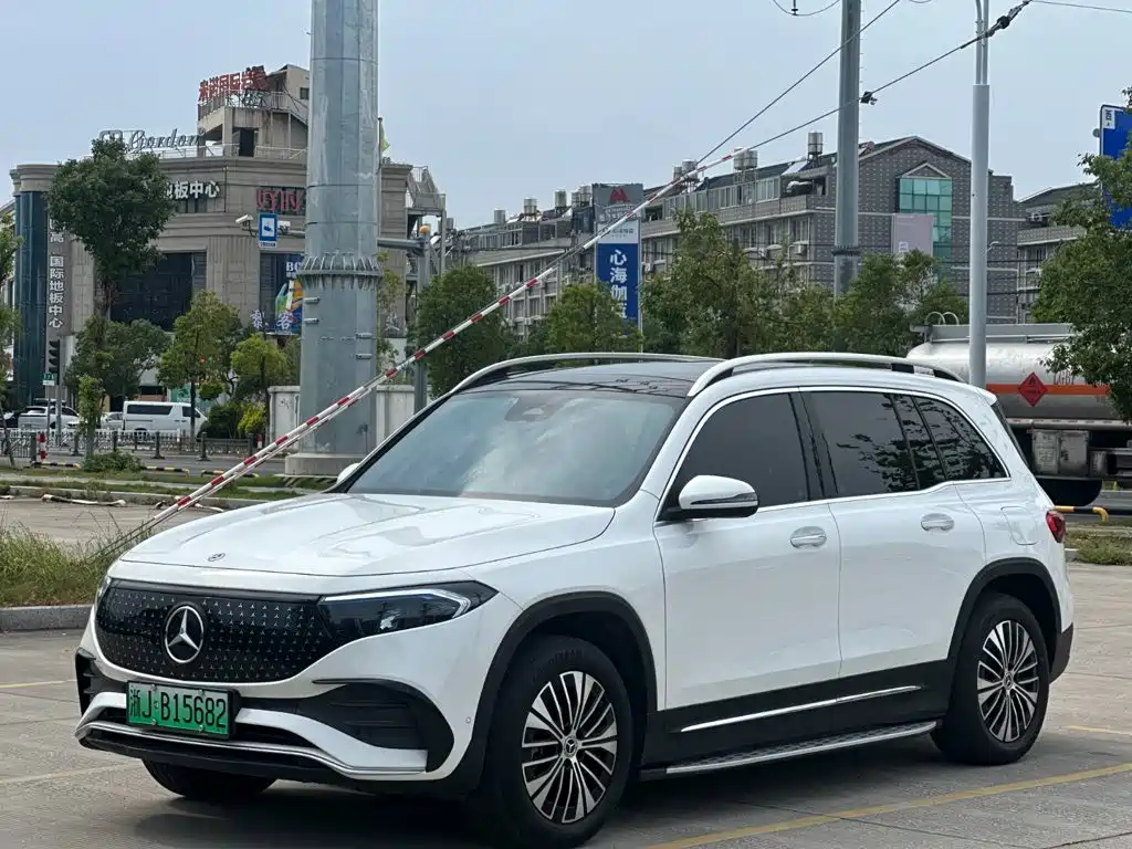 2026 Mercedes-Benz EQB