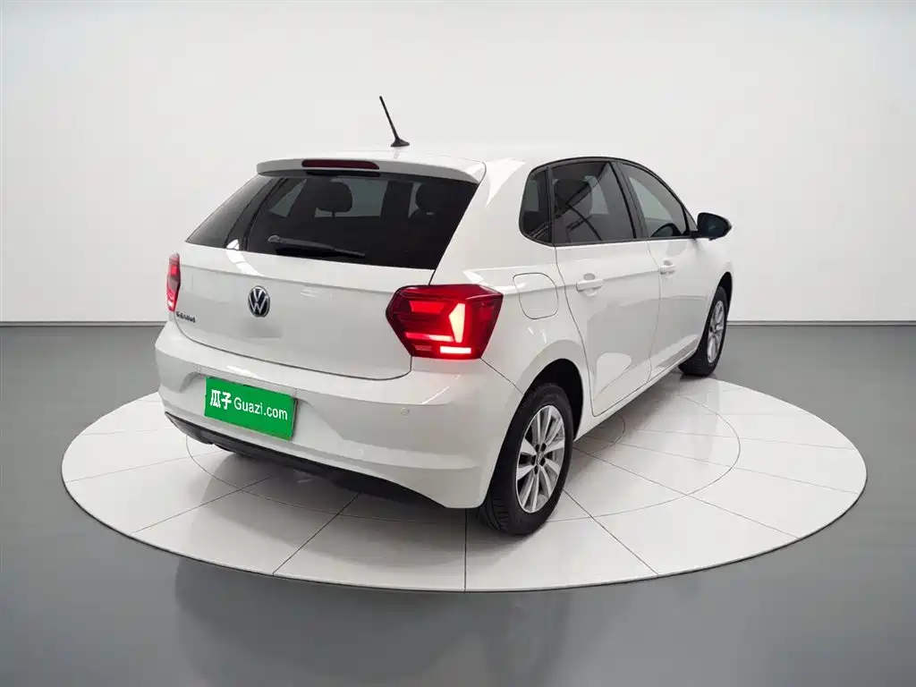 Volkswagen Polo 2022 Plus 1.5L Automatic Joyful Living Edition фото 5
