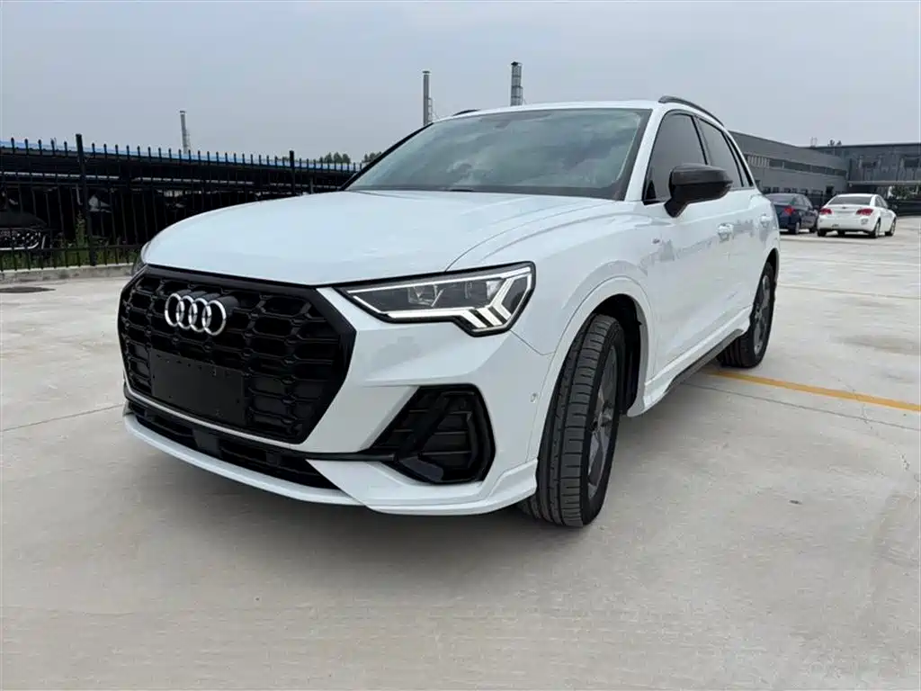 Audi Q3 2022 35 TFSI Fashion Dynamic фото 2