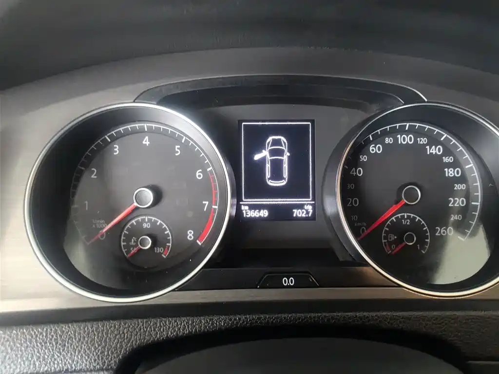 Volkswagen Golf 2016 230TSI Automatic Comfort фото 12