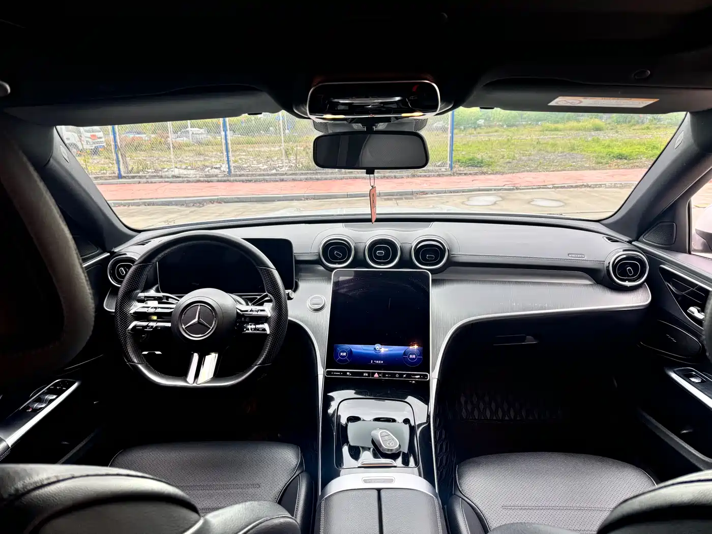 Mercedes-Benz C-Class 2022 C 200 L Sport Version фото 12