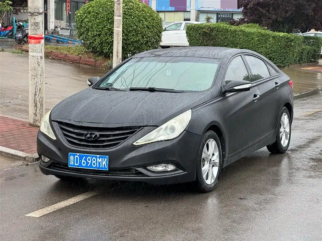 Hyundai Sonata 2011 2.0L Auto Top Edition