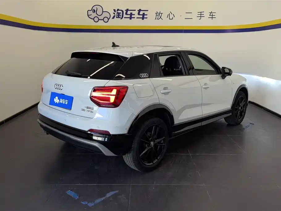 Audi Q2L 2018 35 TFSI Fashion Dynamic China VI фото 3