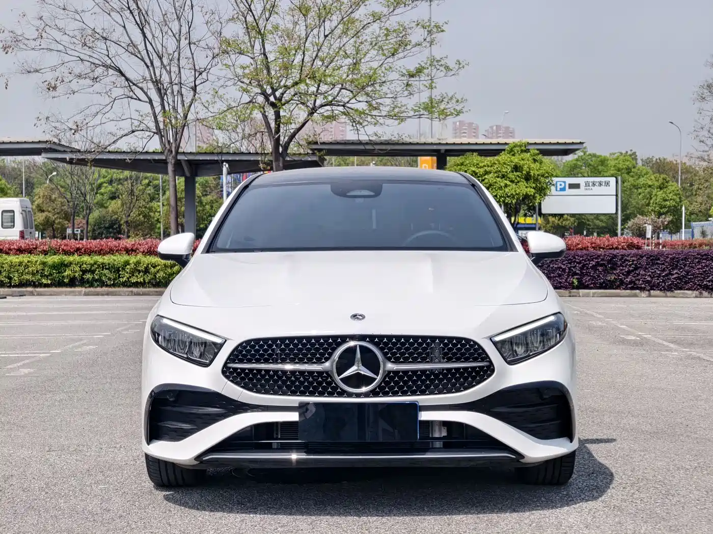 Mercedes-Benz A-Class 2023 A 180 L фото 2