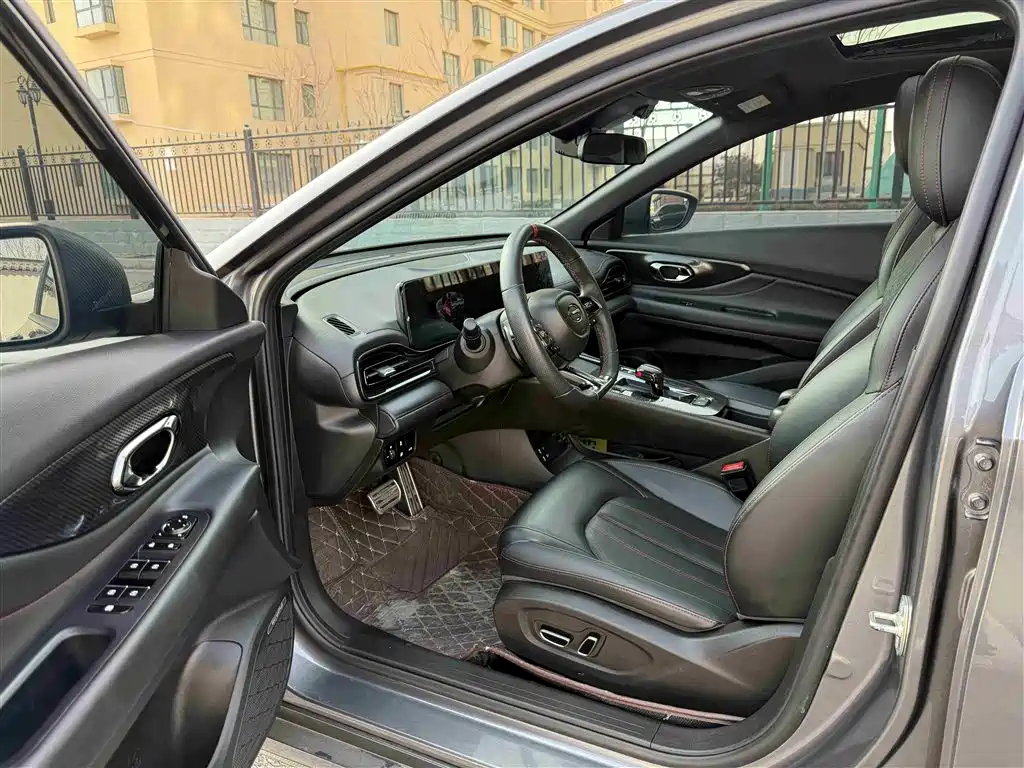 GAC Trumpchi Trumpchi Emkoo 2023 270T DCT J15 Edition фото 8