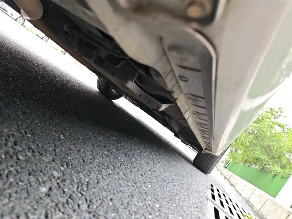 Toyota Corolla 2014 1.6L CVT GL фото 17