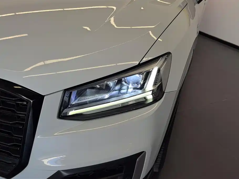 Audi Q2L 2018 35 TFSI Fashion Dynamic China VI фото 5