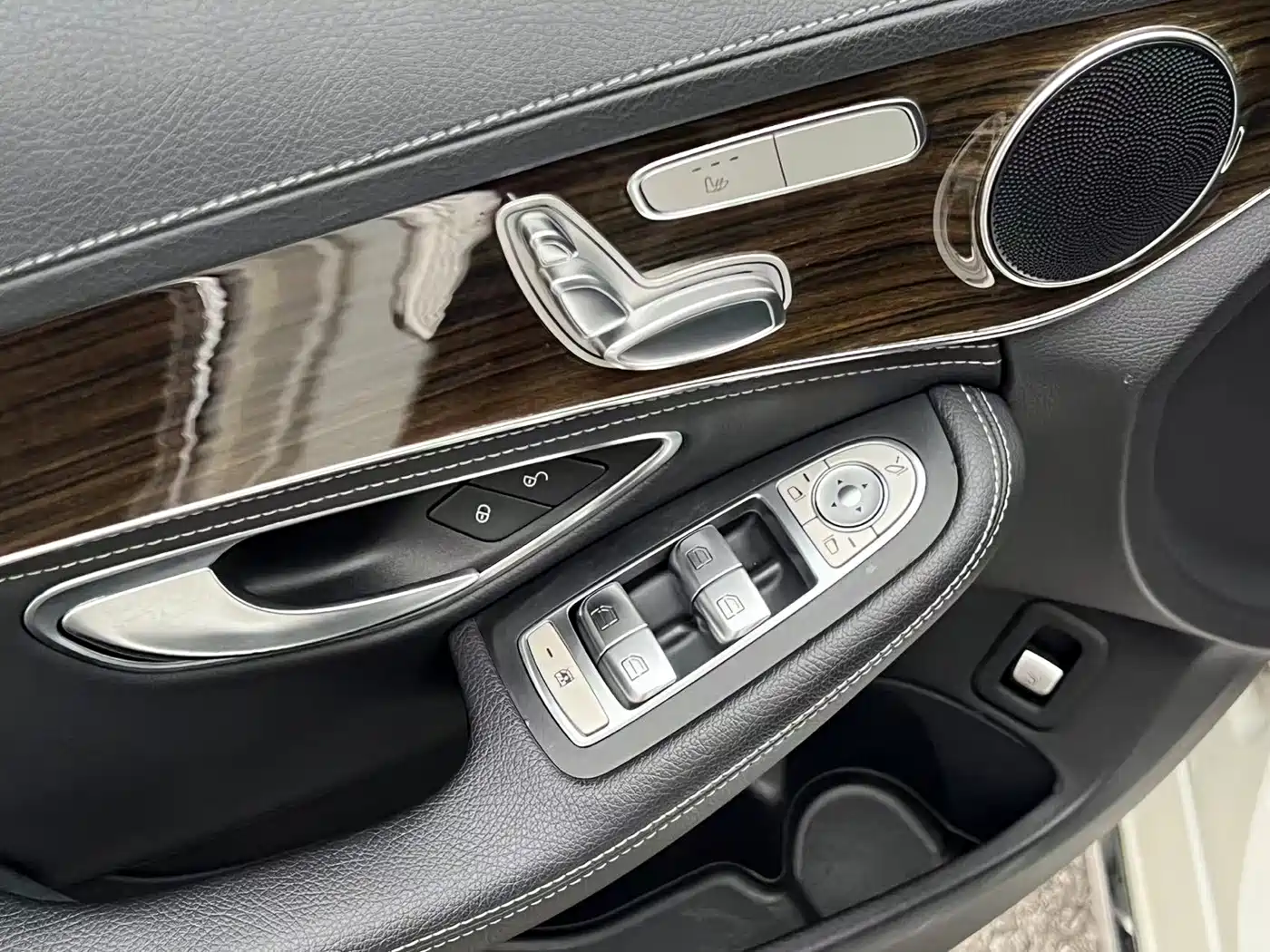 Mercedes-Benz C-Class 2015 C 200 L фото 9