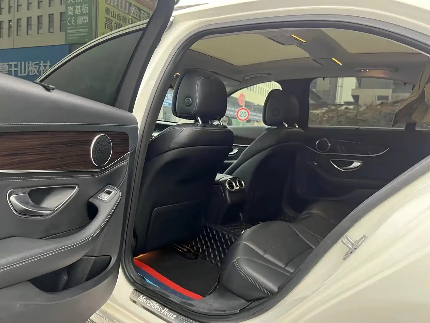 Mercedes-Benz C-Class 2015 C 200 L фото 6