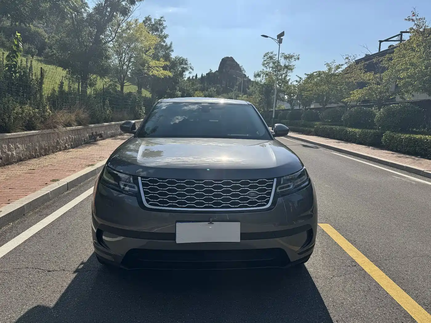 Фото 3 - Land Rover Range Rover Velar