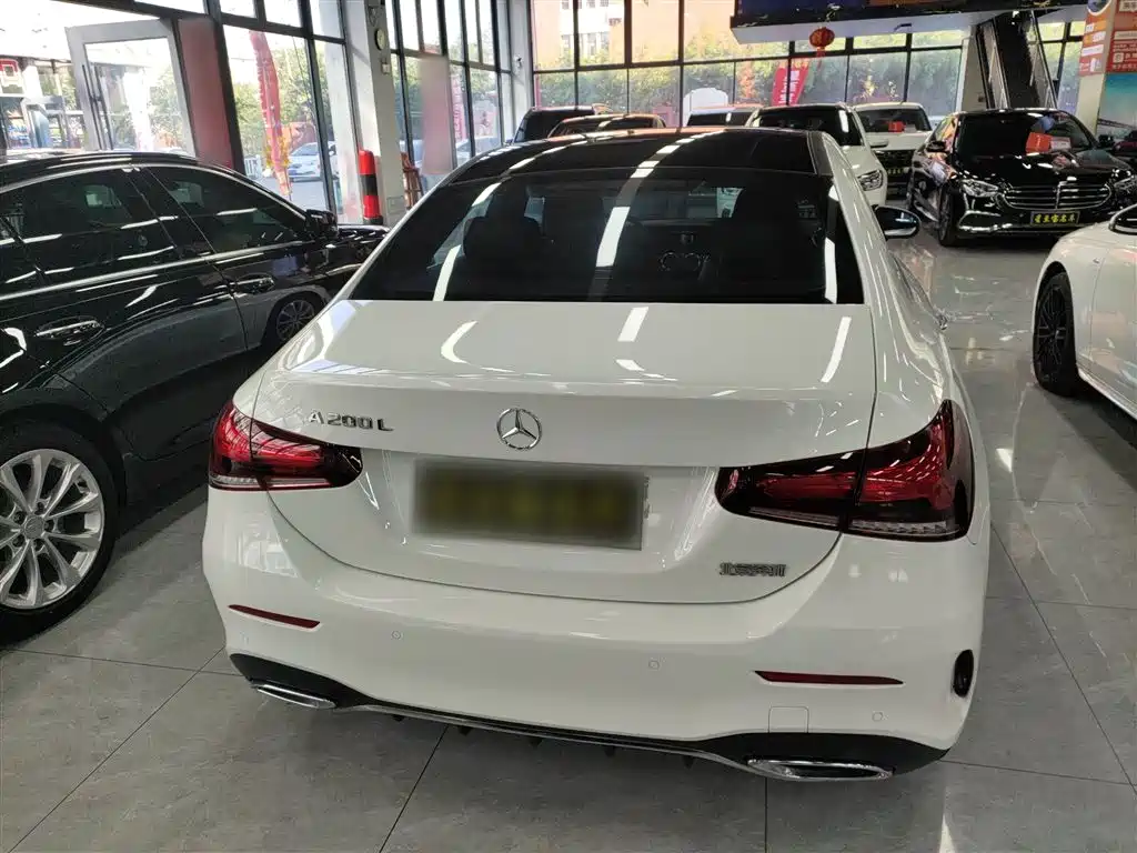MERCEDES-BENZ CLASS A