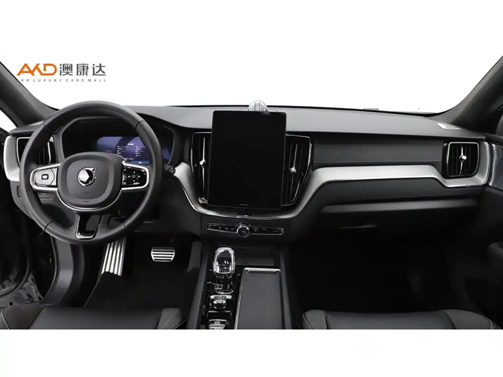 Volvo XC60 Plug-in Hybrid 2026 Plug-in Hybrid Long Range AWD Zhiyuan Polar Night Black Edition фото 5