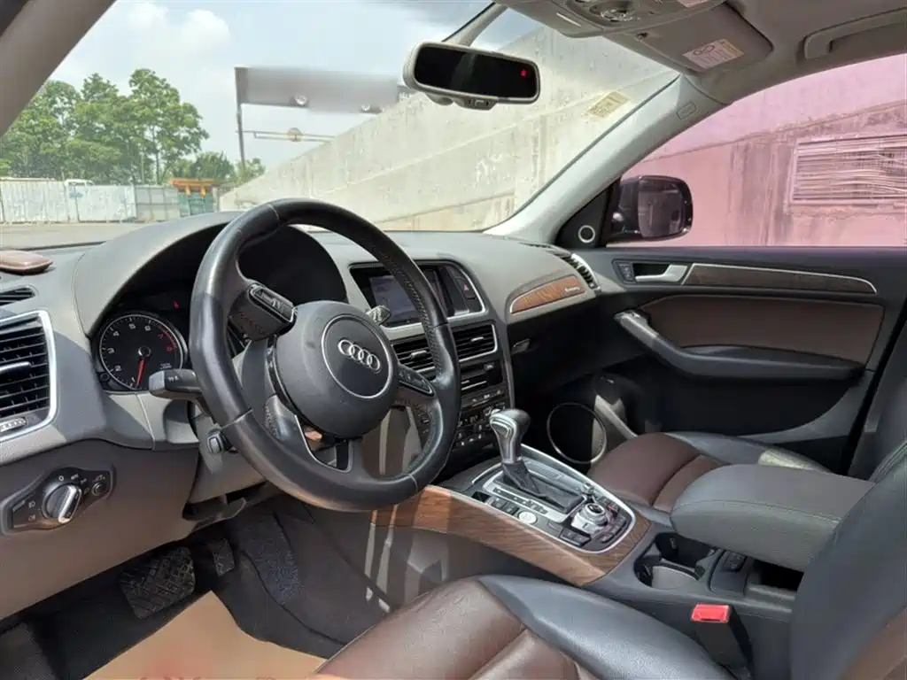 Audi Q5 2016 40 TFSI Comfort Model фото 21
