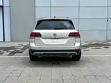 صورة 5 - Volkswagen Teramont