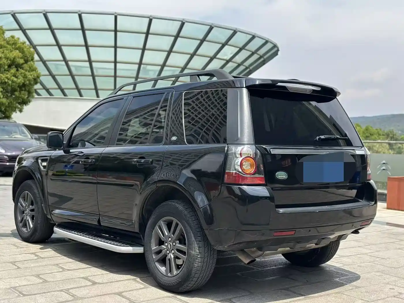 Land Rover Freelander 2 2015 2.2T SD4 XS Collector's Edition фото 6