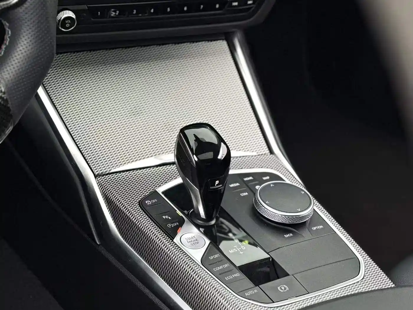 BMW 2 Series (Import) 2022 225i M Shadow Edition фото 3