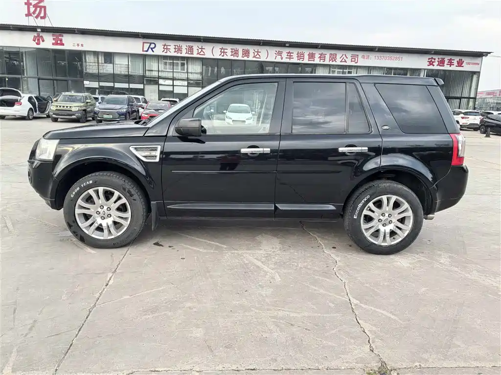 Land Rover Freelander 2 2010 3.2 i6 Automatic HSE Petrol фото 15