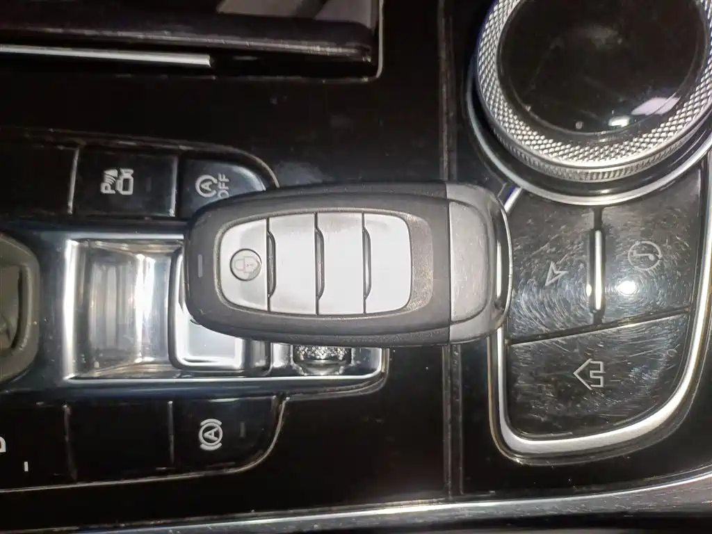 Hongqi H9 2020 2.0T Smart Connection Qi Xiang Edition фото 9