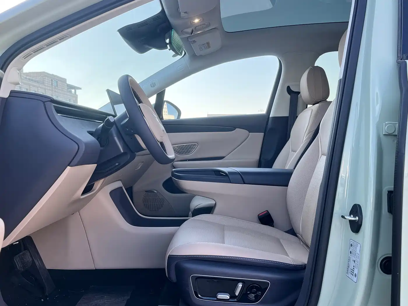 Hongqi HONGQI TIANGONG 06