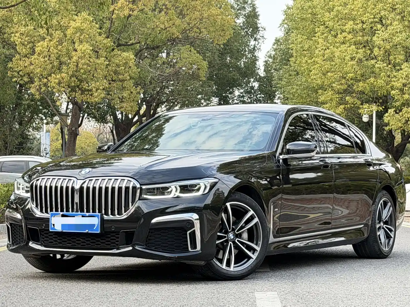 BMW 7-SERIES