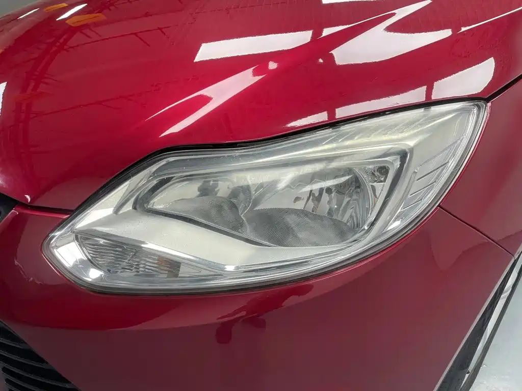 Ford Focus 2015 2012 Hatchback 1.6L Automatic Trend