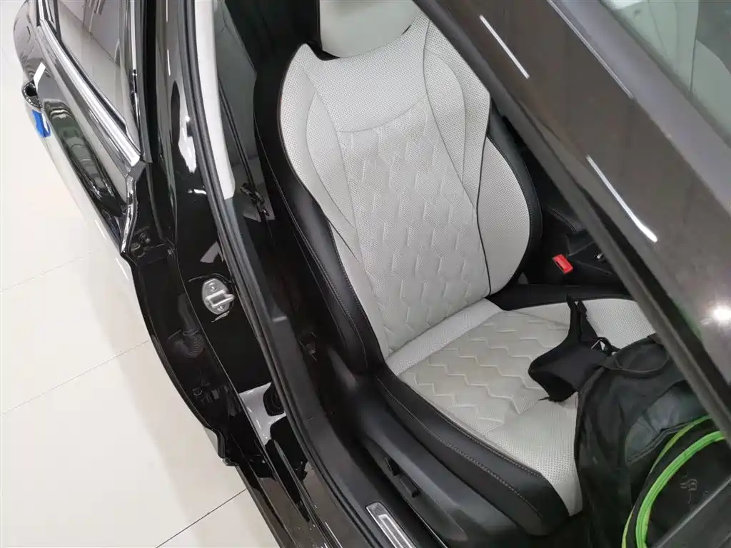 Volkswagen Magotan 2026 Model 30 Million Special Selection 380TSI DSG Luxury фото 25