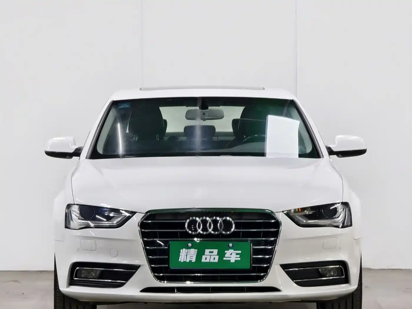 Audi A4L 2015 35 TFSI Auto Comfort фото 2