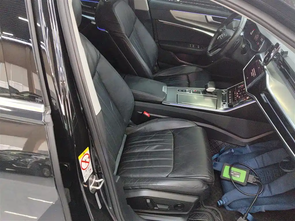Audi A6L 2022 40 TFSI Luxury Elegance фото 20