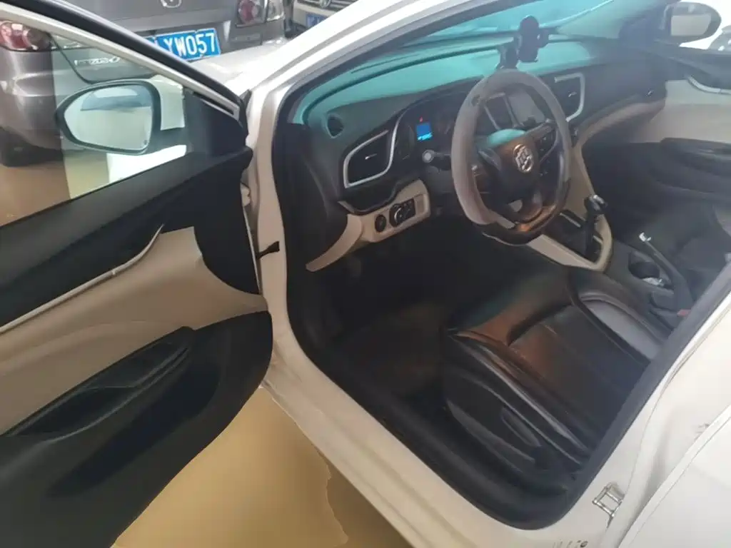 Фото 16 - Buick Excelle