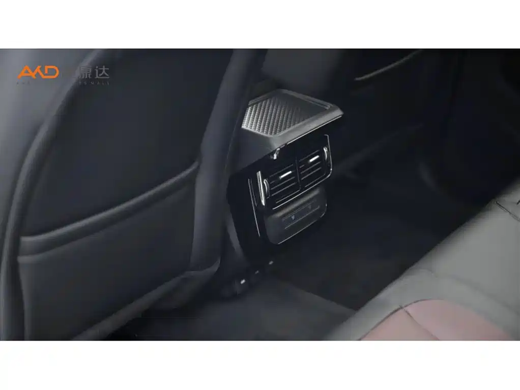 Land Rover Range Rover Evoque 2022 Facelift Range Rover Evoque L 249PS R-Dynamic Luxury фото 9