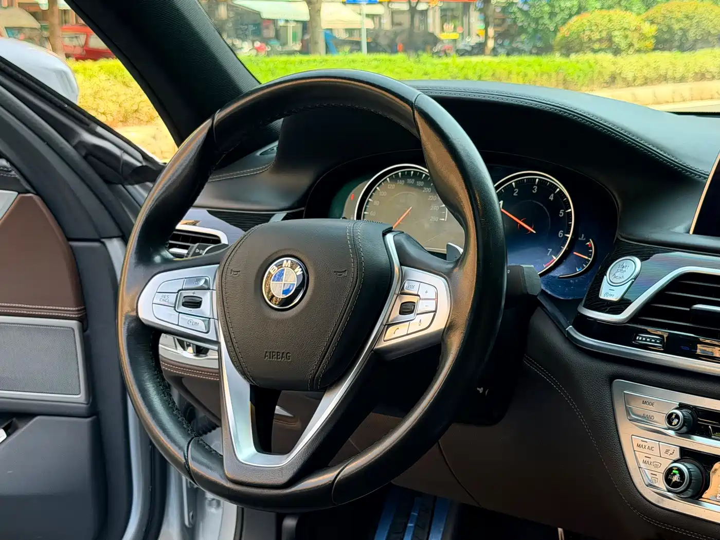 BMW 7 Series 2018 730Li Premium Type M Sport Package фото 19