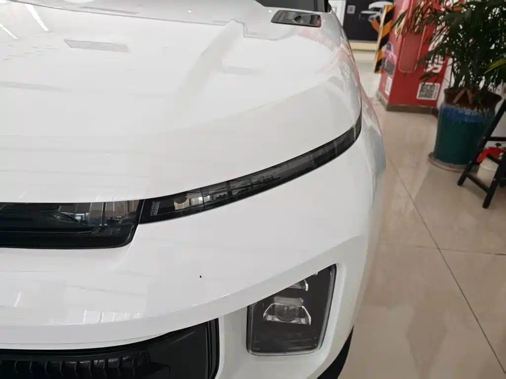 Geely ICON 2025 2026 Chocolate 1.5TD Pure Edition
