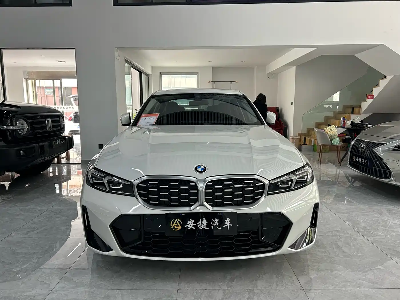 BMW 3 Series 2023 325Li M Sport Package фото 10