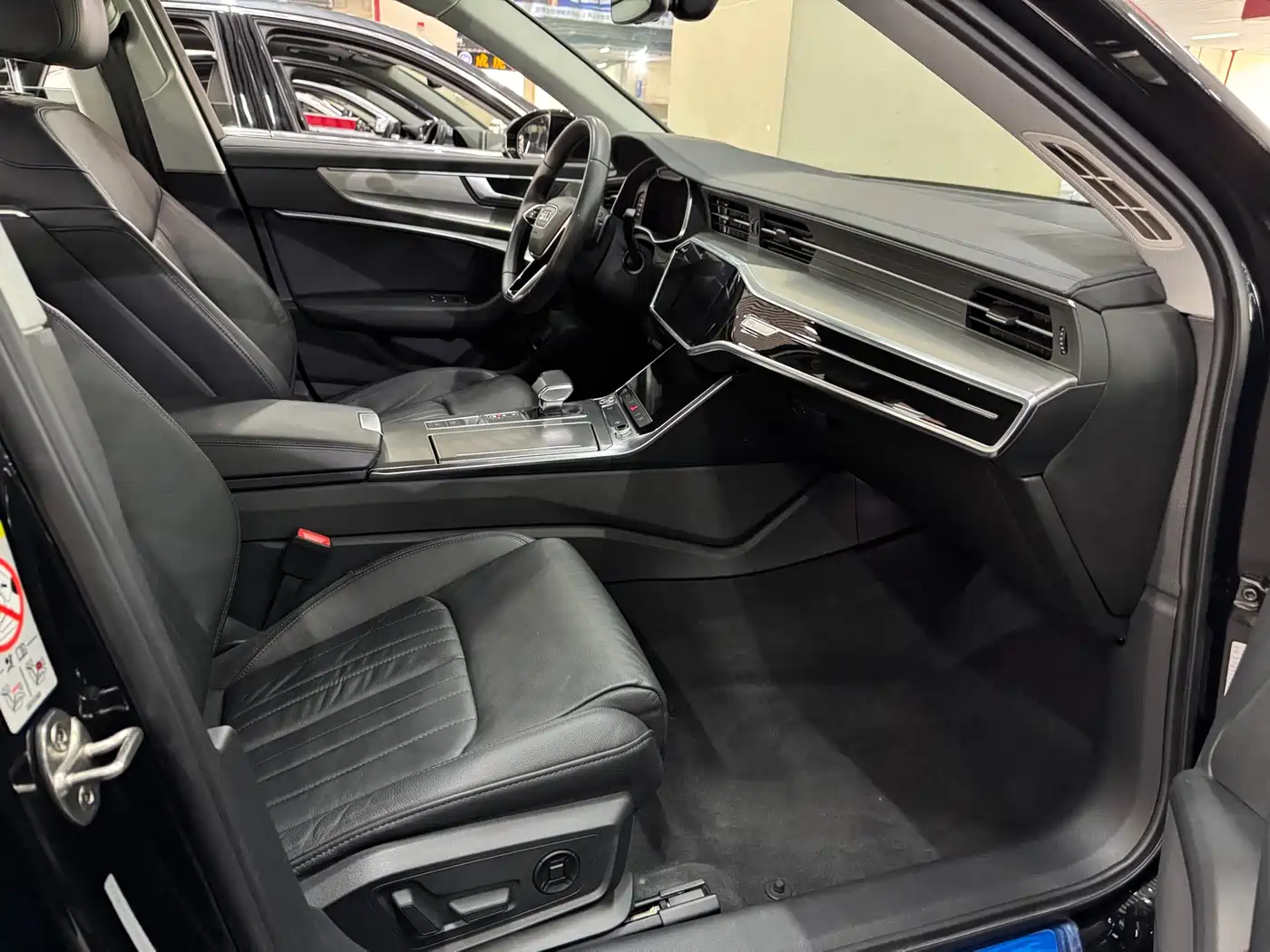 Audi A6L 2020 40 TFSI Luxury Elegance фото 4