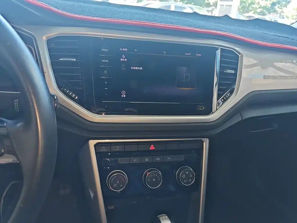 Volkswagen T-Roc, миниатюра 13